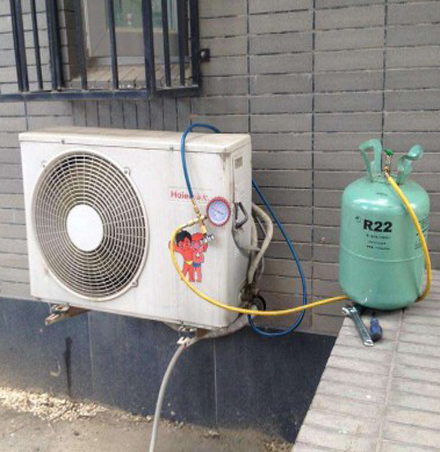 安图空调加氟